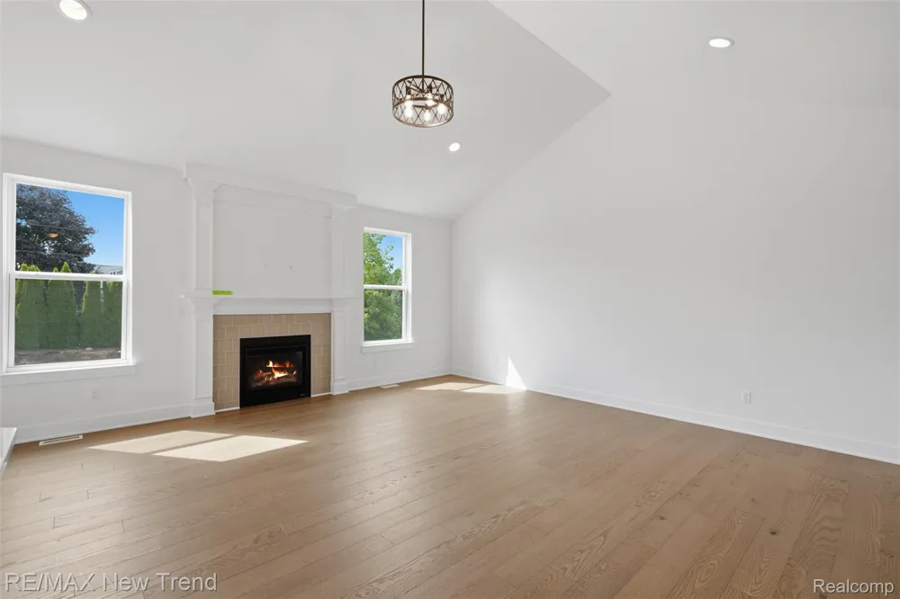 2021 Crested Butte Drive White Lake Charter Township, MI 48383
