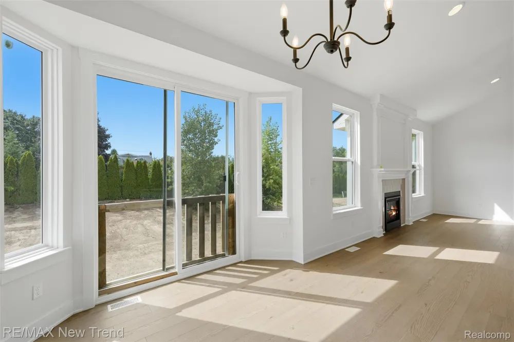 2021 Crested Butte Drive White Lake Charter Township, MI 48383