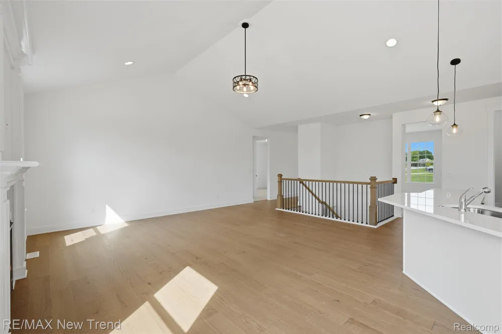 2021 Crested Butte Drive White Lake Charter Township, MI 48383