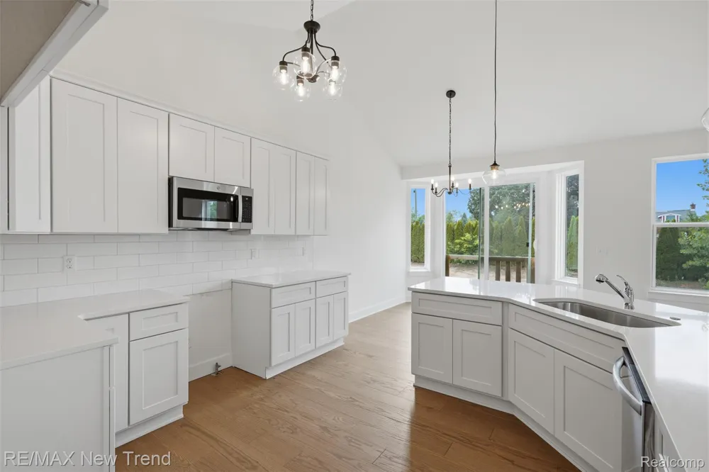 2021 Crested Butte Drive White Lake Charter Township, MI 48383