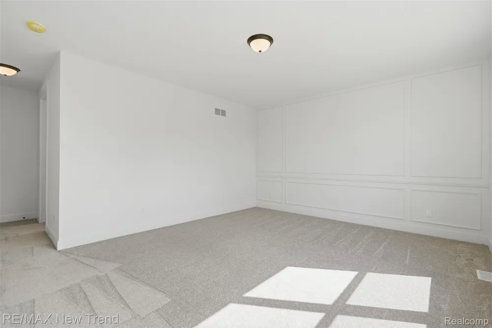2021 Crested Butte Drive White Lake Charter Township, MI 48383