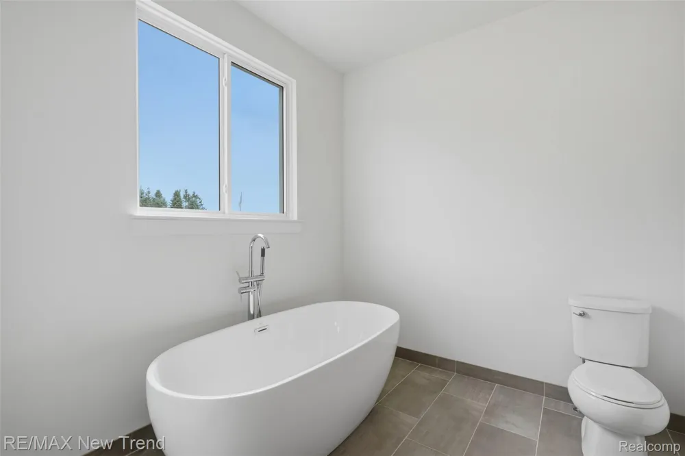 2021 Crested Butte Drive White Lake Charter Township, MI 48383