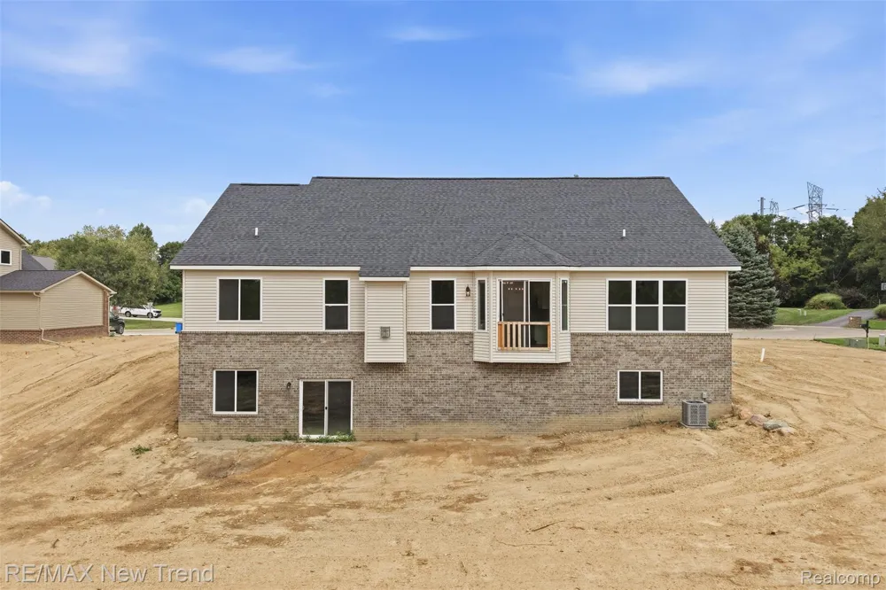 2021 Crested Butte Drive White Lake Charter Township, MI 48383