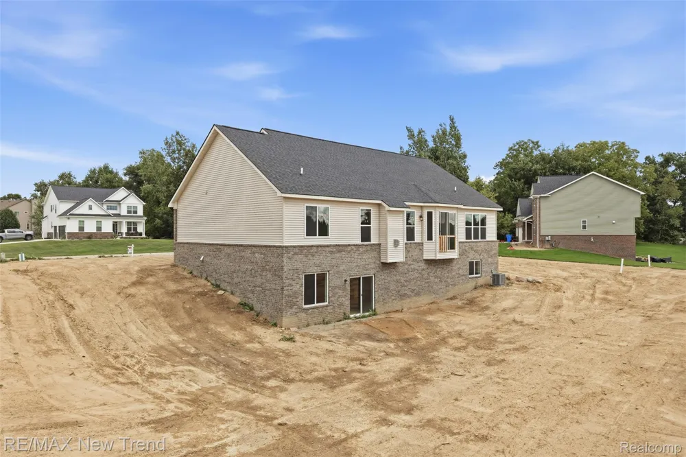 2021 Crested Butte Drive White Lake Charter Township, MI 48383