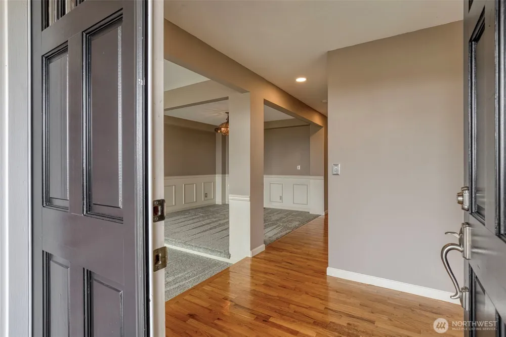 7685 Esther Place NW Silverdale, WA 98383