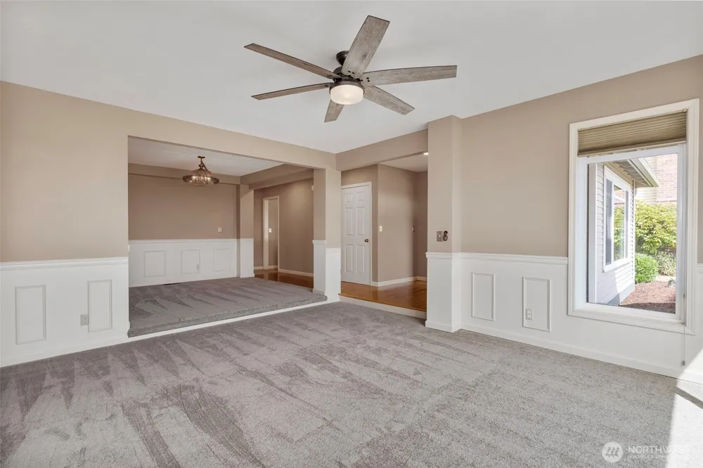 7685 Esther Place NW Silverdale, WA 98383
