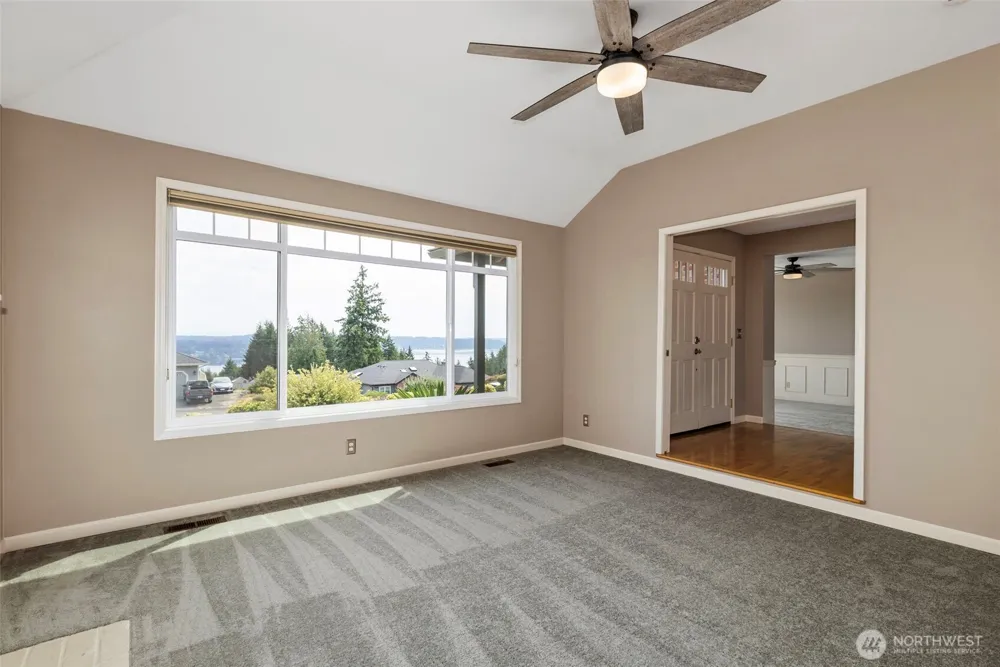 7685 Esther Place NW Silverdale, WA 98383