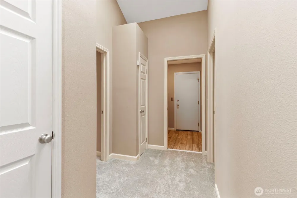 7685 Esther Place NW Silverdale, WA 98383