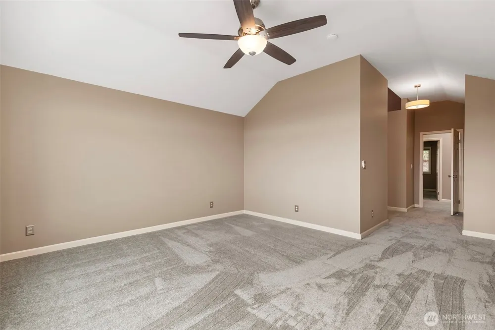 7685 Esther Place NW Silverdale, WA 98383