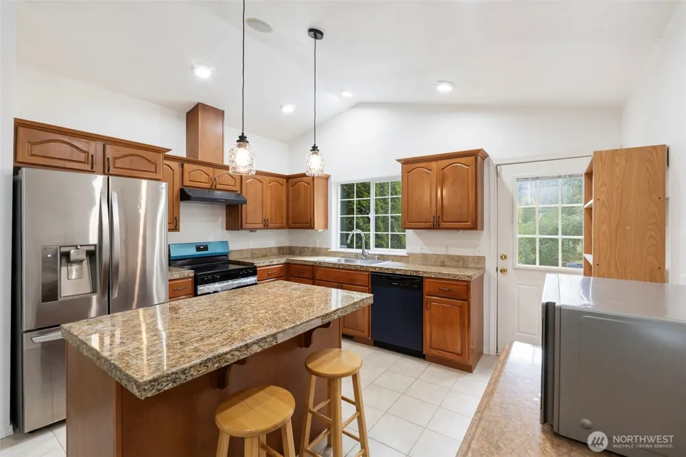 119 Newaukum Village Drive Chehalis, WA 98532