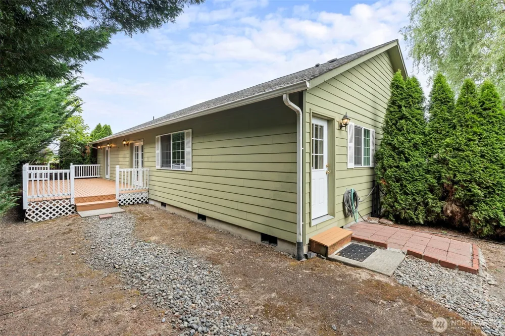 119 Newaukum Village Drive Chehalis, WA 98532