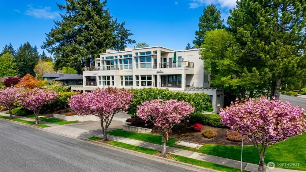101 99th Avenue NE #101 Bellevue, WA 98004