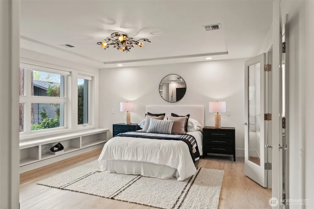 101 99th Avenue NE #101 Bellevue, WA 98004