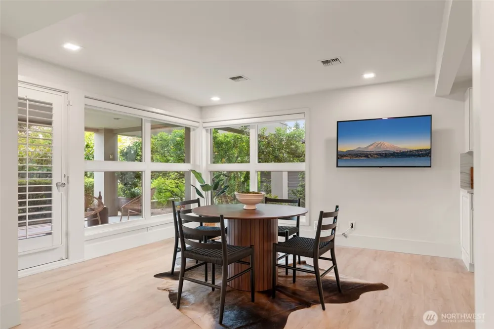 101 99th Avenue NE #101 Bellevue, WA 98004