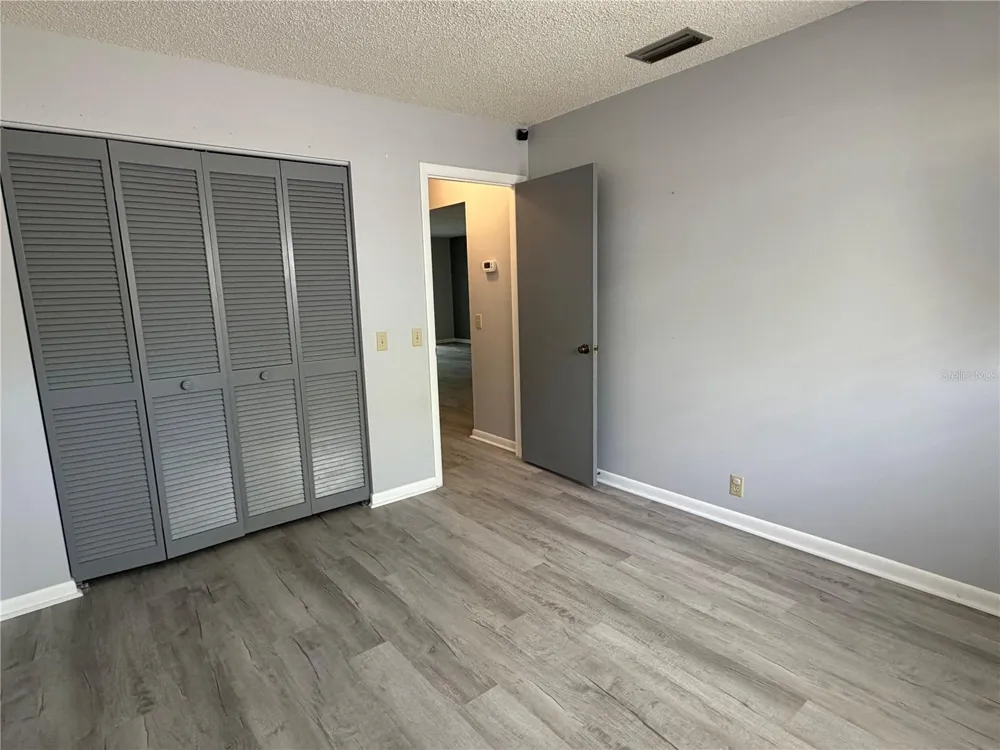 1026 MEDINAH DRIVE Winter Haven, FL 33884
