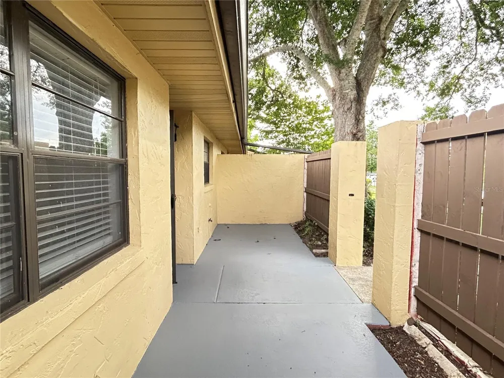 1026 MEDINAH DRIVE Winter Haven, FL 33884