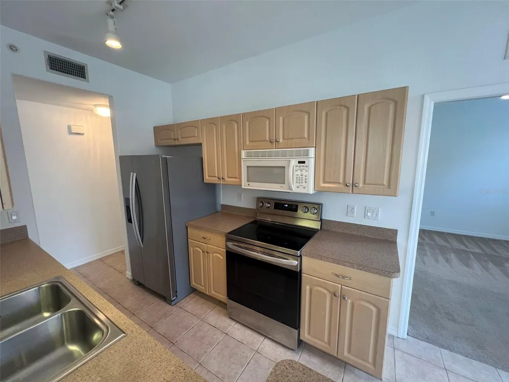 4270 VICENZA DRIVE #B40 Venice, FL 34293