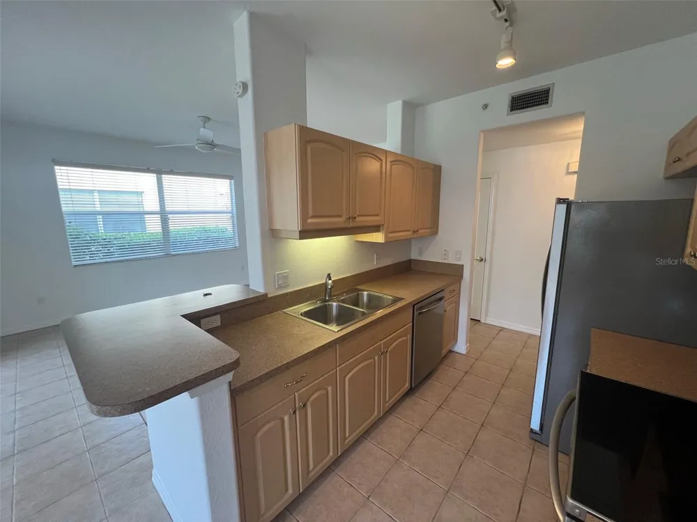 4270 VICENZA DRIVE #B40 Venice, FL 34293