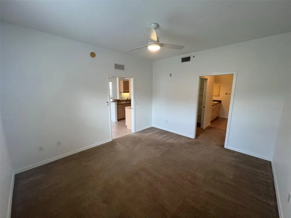 4270 VICENZA DRIVE #B40 Venice, FL 34293