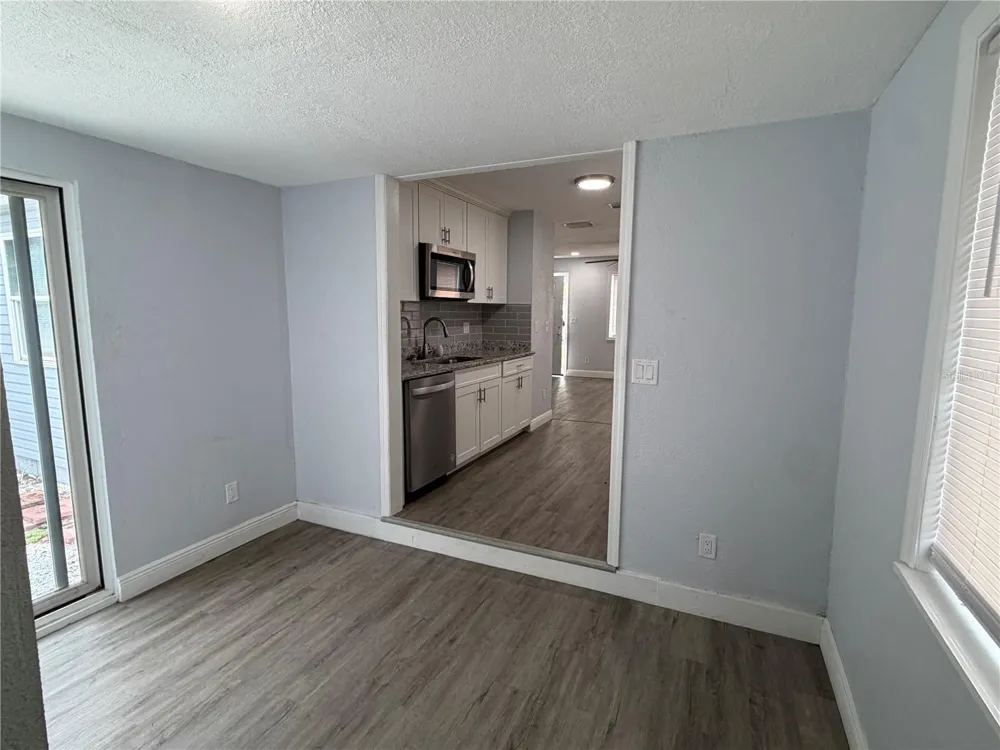 4735 21ST AVENUE St Petersburg, FL 33713