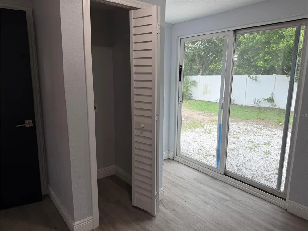 4735 21ST AVENUE St Petersburg, FL 33713