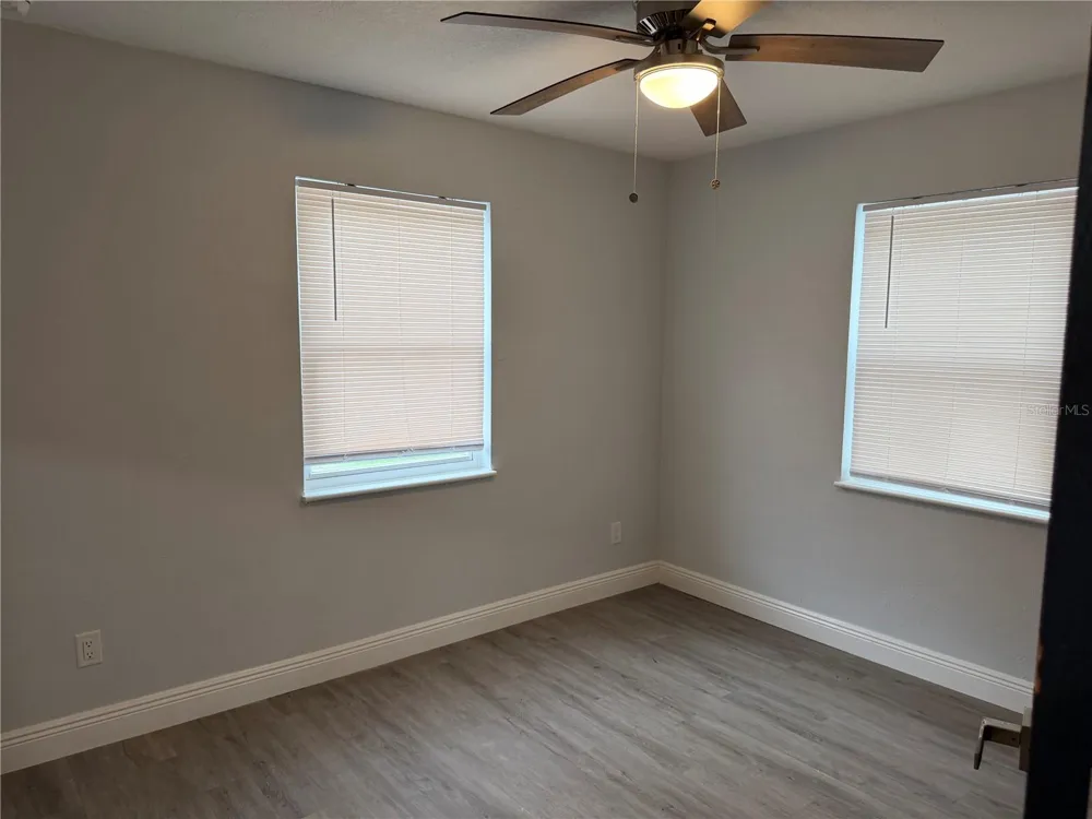 4735 21ST AVENUE St Petersburg, FL 33713