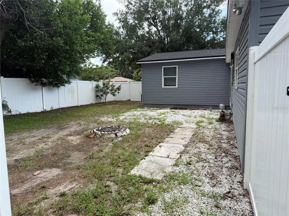 4735 21ST AVENUE St Petersburg, FL 33713