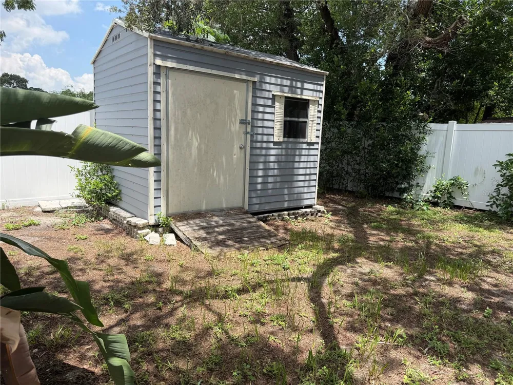 4735 21ST AVENUE St Petersburg, FL 33713