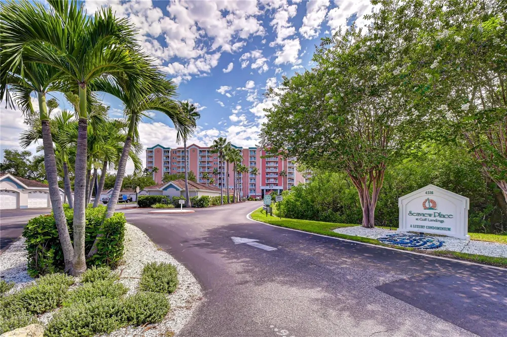 4516 SEAGULL DRIVE #318 New Port Richey, FL 34652