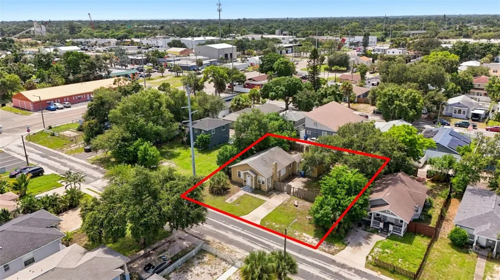 2848 EMERSON AVENUE S St Petersburg, FL 33712