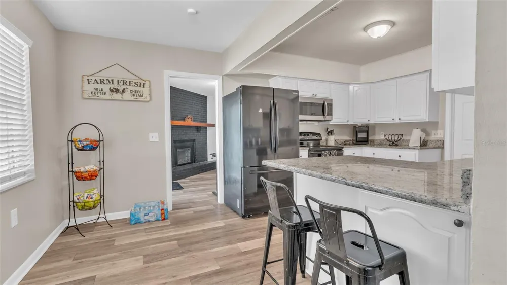 1002 KAY JEAN DRIVE Valrico, FL 33594