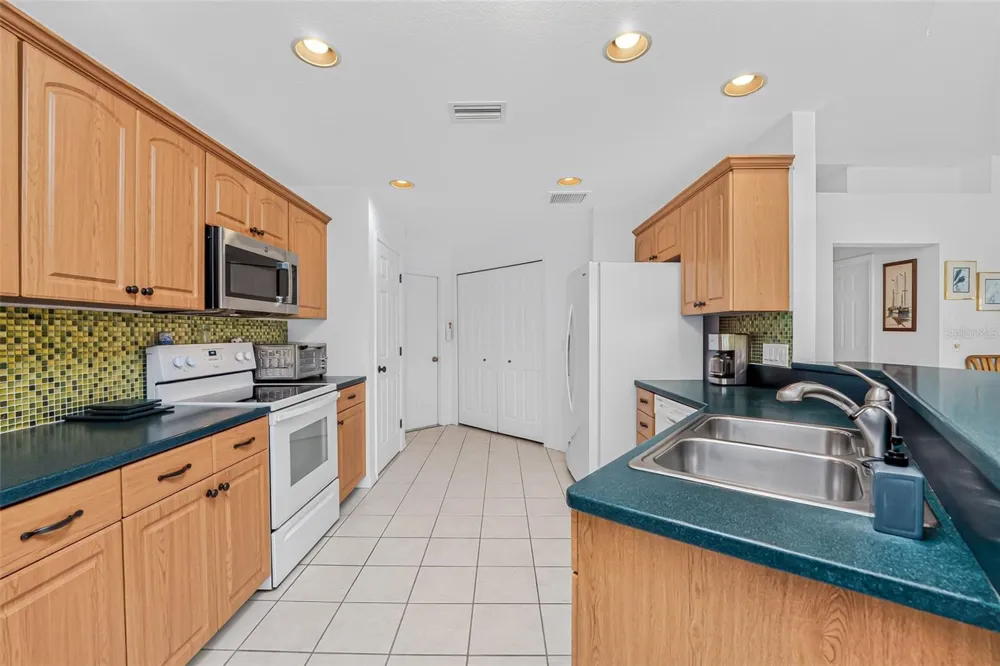 3901 CAPE COLE BOULEVARD Punta Gorda, FL 33955