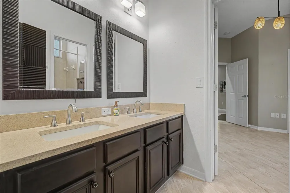 19724 PRINCE BENJAMIN DRIVE Lutz, FL 33549