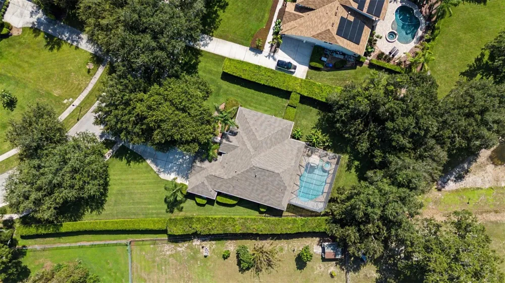 19724 PRINCE BENJAMIN DRIVE Lutz, FL 33549