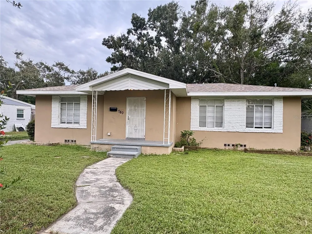 780 26TH AVENUE S St Petersburg, FL 33705