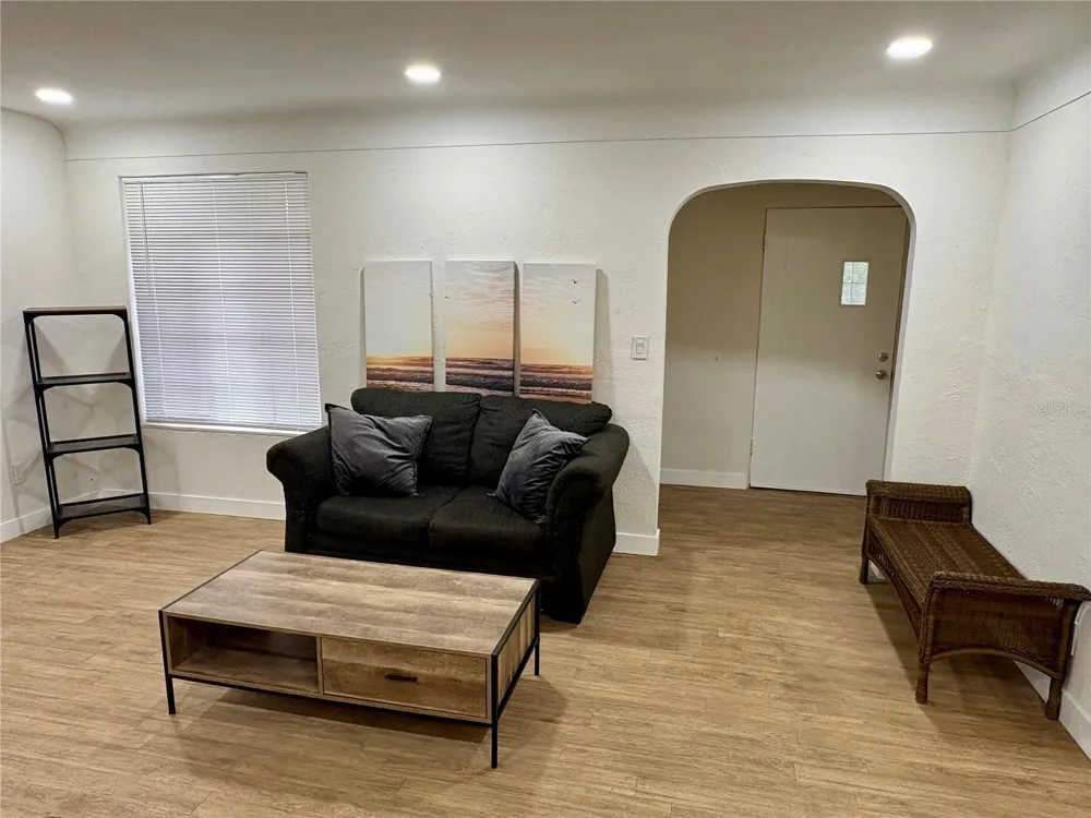 780 26TH AVENUE S St Petersburg, FL 33705
