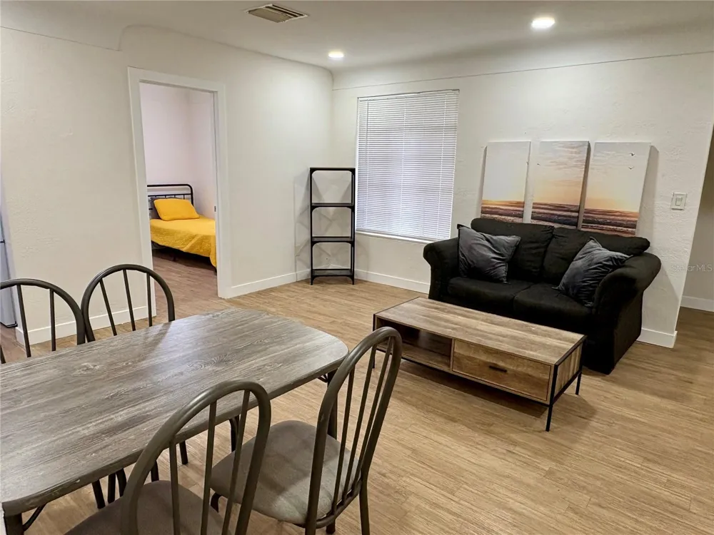 780 26TH AVENUE S St Petersburg, FL 33705