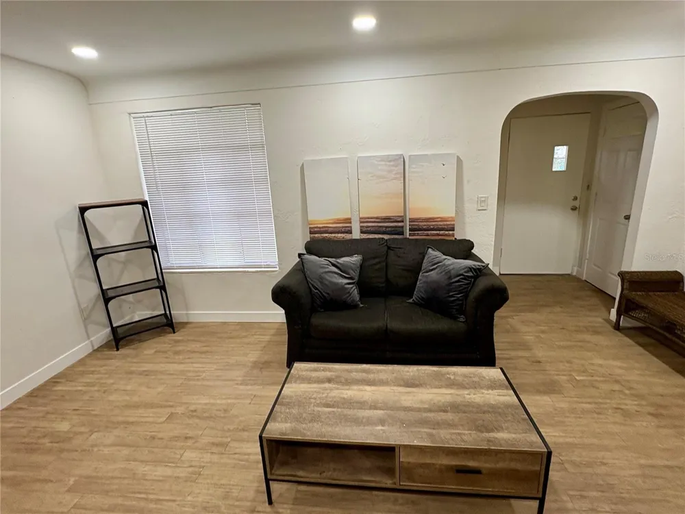 780 26TH AVENUE S St Petersburg, FL 33705