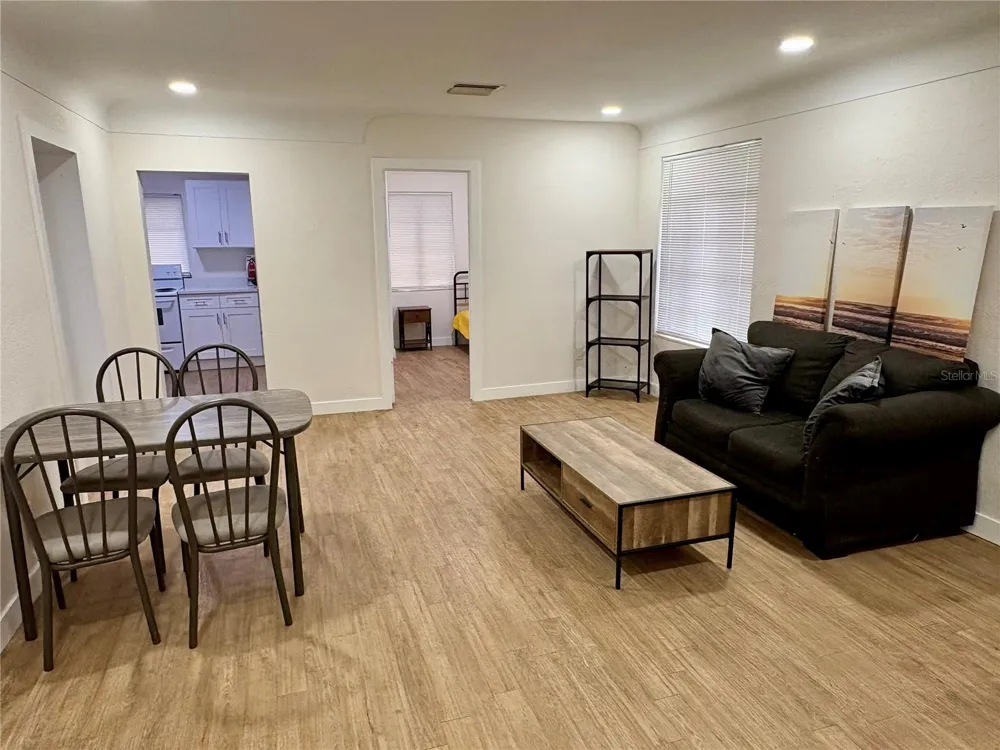 780 26TH AVENUE S St Petersburg, FL 33705