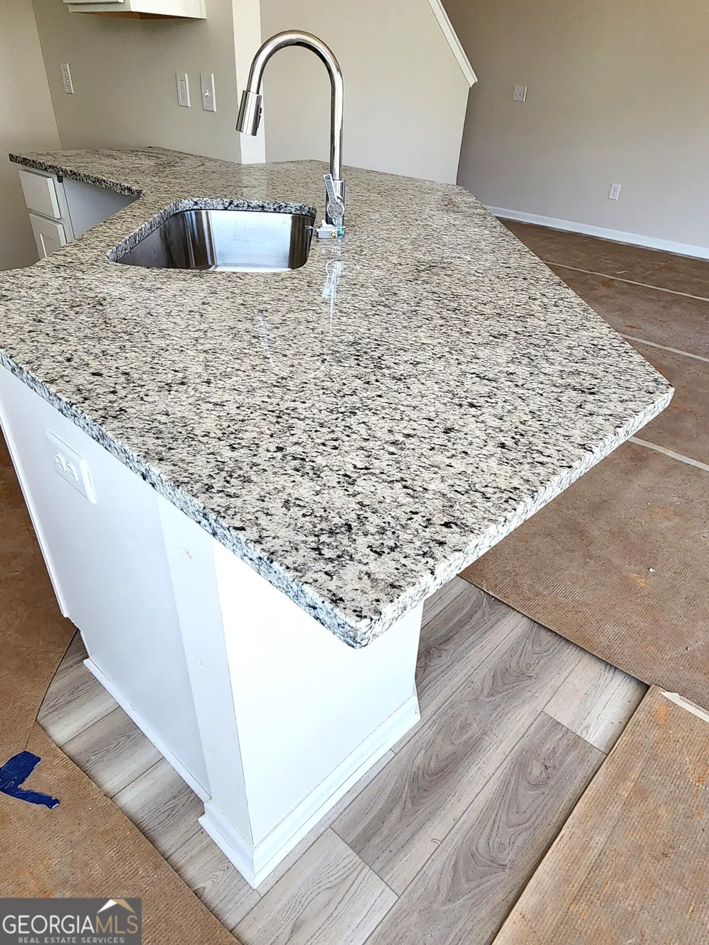 71 Umber LN Newnan, GA 30263