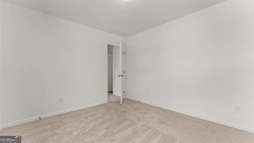 71 Umber LN Newnan, GA 30263