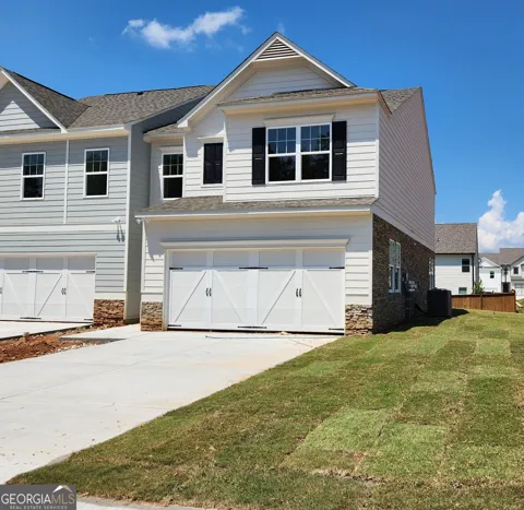 71 Umber LN