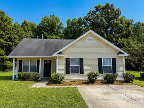 4723 Palm Breeze Lane