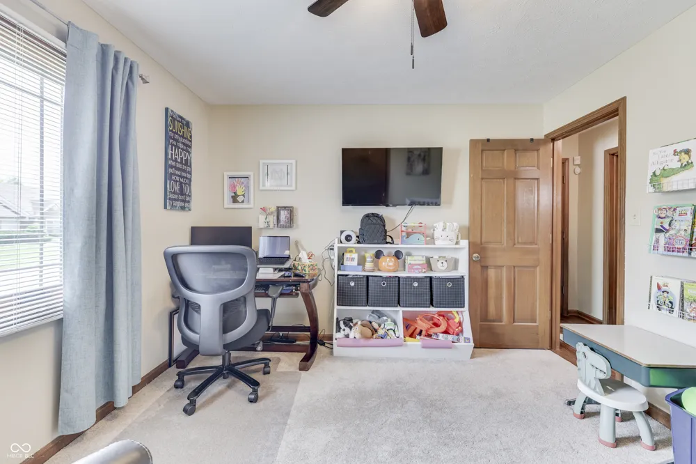 8220 Forward Pass Road Indianapolis, IN 46217