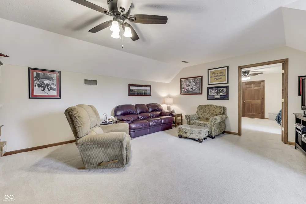 8220 Forward Pass Road Indianapolis, IN 46217