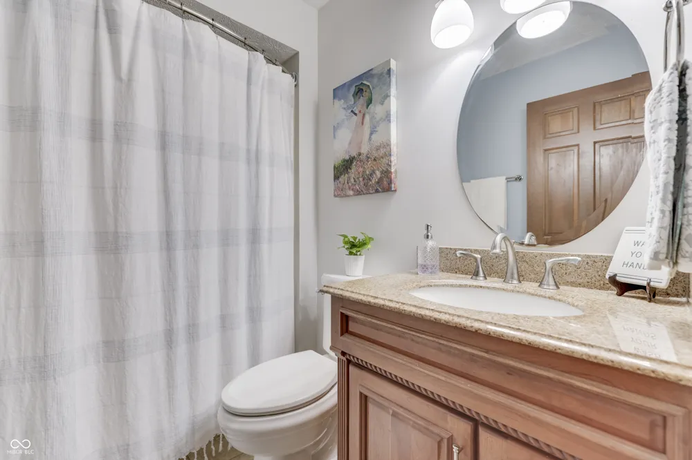 8220 Forward Pass Road Indianapolis, IN 46217