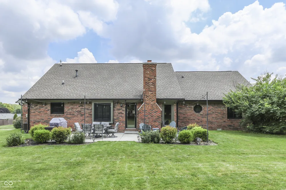 8220 Forward Pass Road Indianapolis, IN 46217