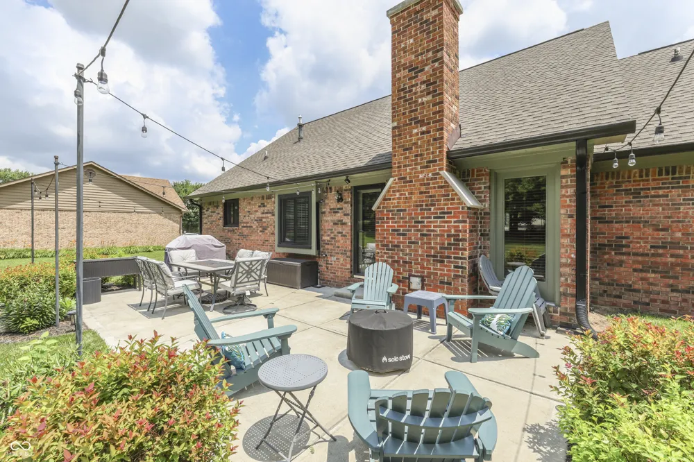 8220 Forward Pass Road Indianapolis, IN 46217