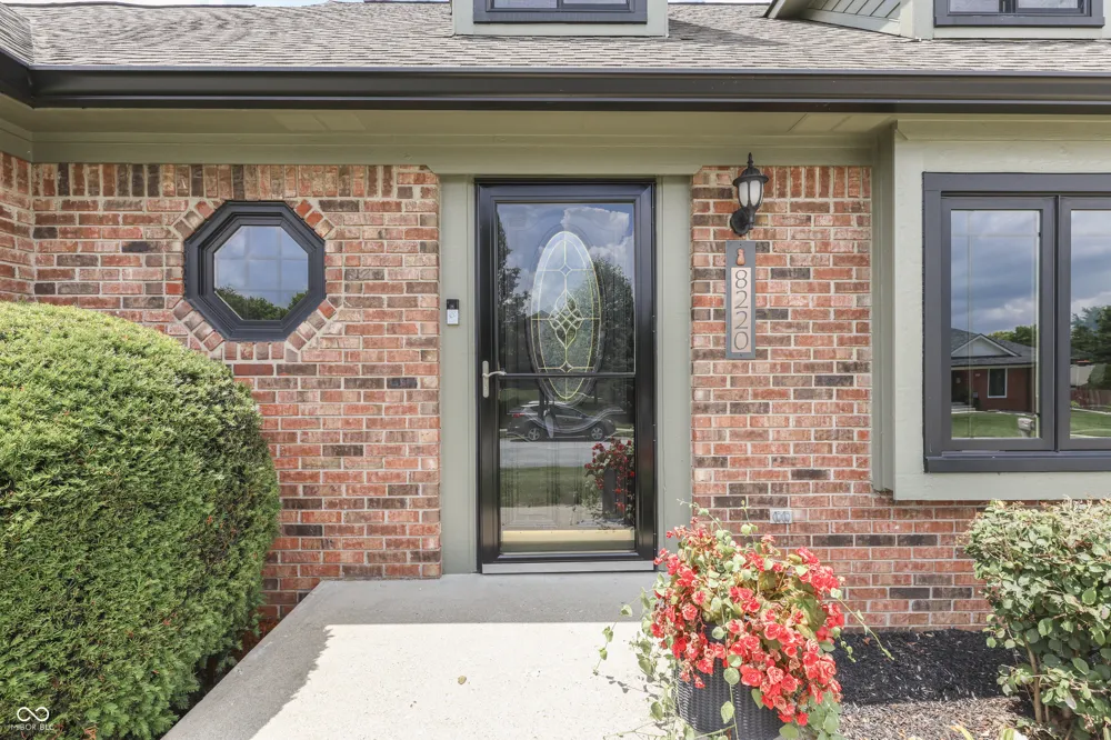 8220 Forward Pass Road Indianapolis, IN 46217