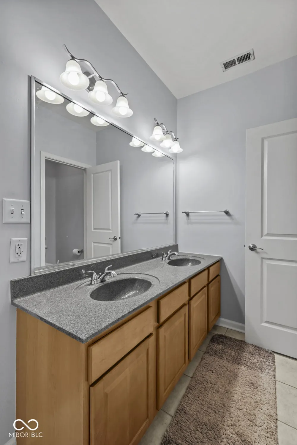 624 E Walnut Street #110 Indianapolis, IN 46204